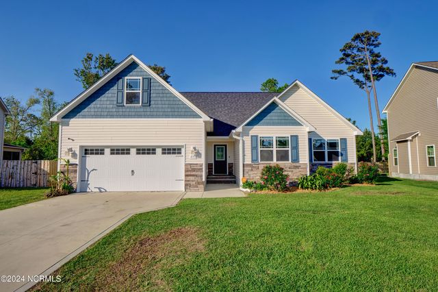 251 Marsh Haven Drive, Sneads Ferry, NC 28460