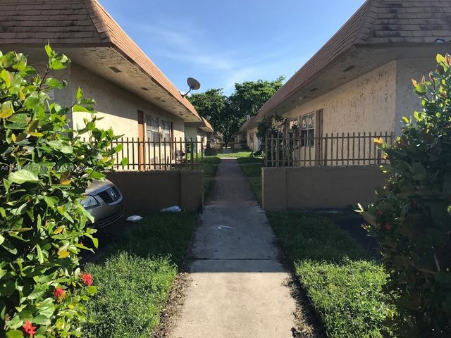 5306 NW 24th Ct #84, Fort Lauderdale, FL 33313