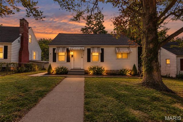 2131 Brown St, Alton, IL 62002