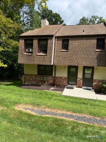 120 Homestead Lane #120, Brookfield, CT 06804