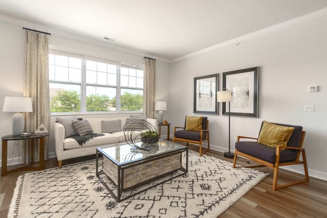 41745 Midtown Cir #11-103, Novi, MI 48375
