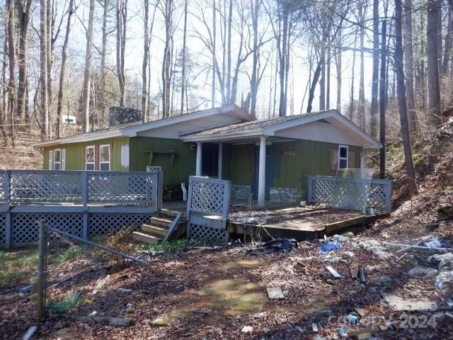 52 Newfound Rd, Leicester, NC 28748