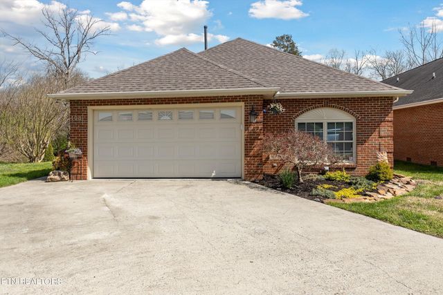 408 Creekview Ln, Knoxville, TN 37923