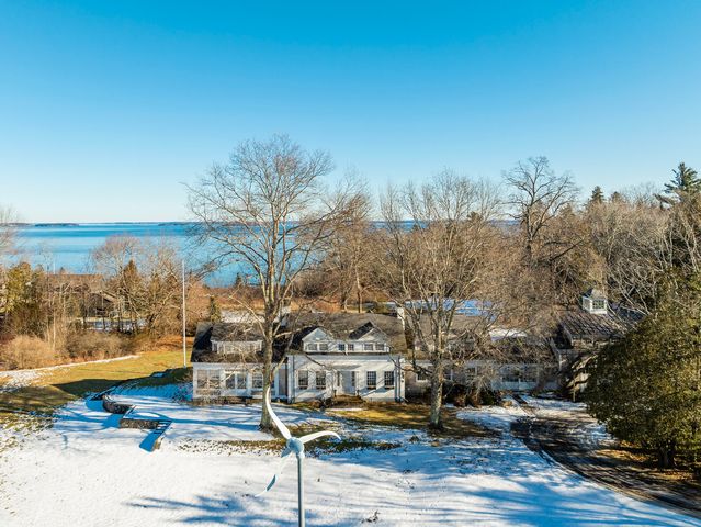 50 Russell Avenue, Rockport, ME 04856