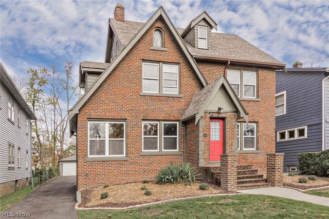 3373 E  Scarborough Rd, Cleveland Heights, OH 44118
