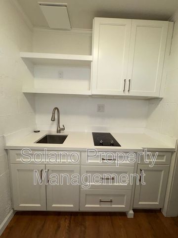 149 Mason St #E, Vacaville, CA 95688