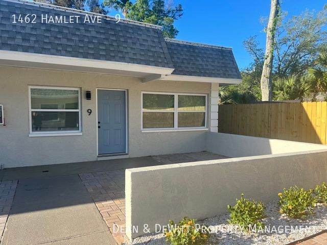 1462 Hamlet Ave #9, Clearwater, FL 33756