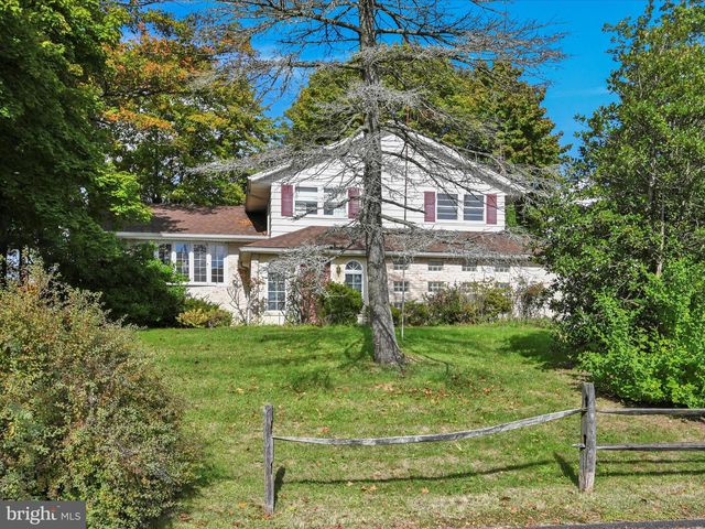 114 Old Orchard Rd, York, PA 17403