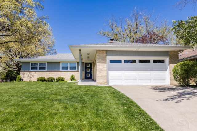 1040 61st St, Downers Grove, IL 60516