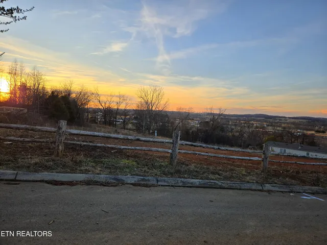 735 County Road 350 #6, Sweetwater, TN 37874