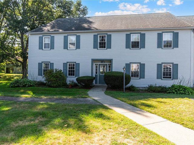 17 Twin Oaks Terrace, South Burlington, VT 05403