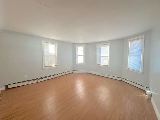 46 Cork St #1, Lowell, MA 01854
