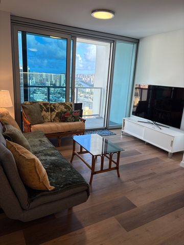 1515 Liona St #3605, Honolulu, HI 96814