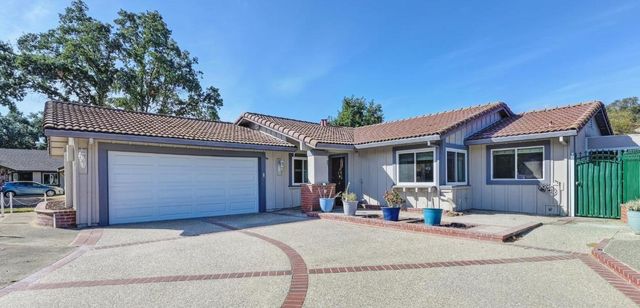 6425 Indian River Dr, Citrus Heights, CA 95621