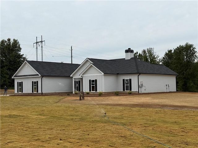 563 Rockwell Church Rd NW, Winder, GA 30680