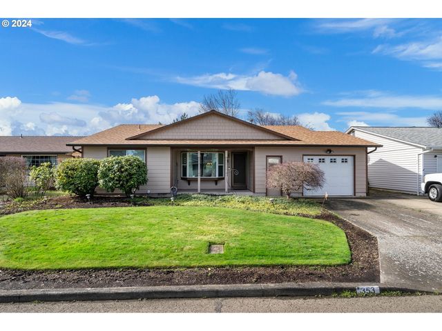 353 S  Columbia Dr, Woodburn, OR 97071