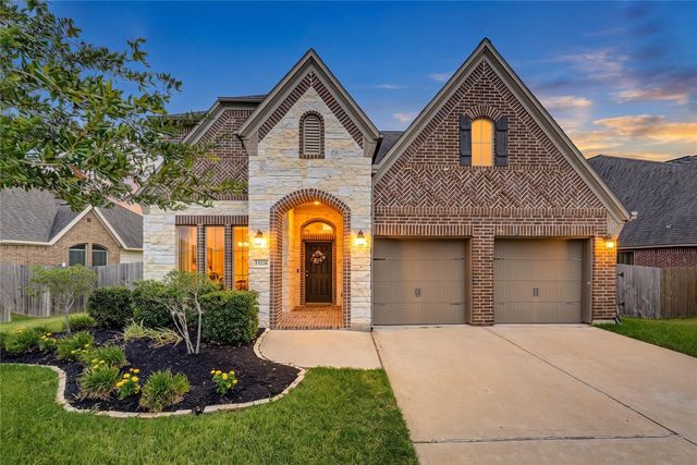 13226 Sage Meadow Ln, Pearland, TX 77584