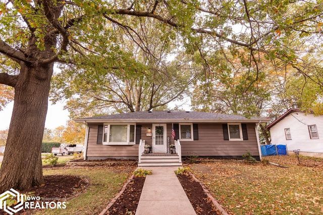 519 S  2nd Ave, Danville, IA 52623