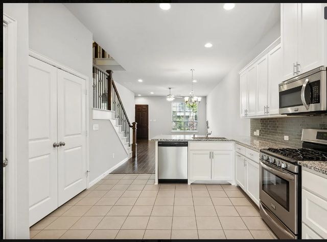3924 Canton Jade Way, Arlington, TX 76005
