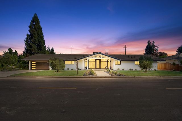 2125 El Capitan Dr, Turlock, CA 95380