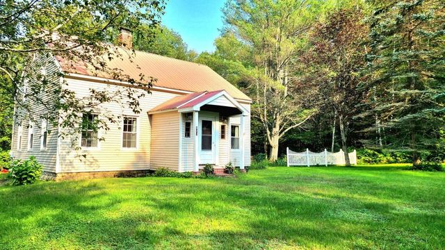 879 Valley Road, Waterford, ME 04088