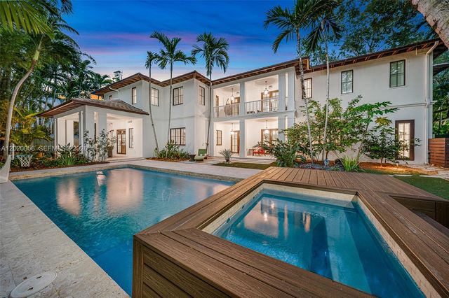 4196 Douglas Rd, Miami, FL 33133