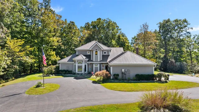 1111 Logsdon Valley Rd, Munfordville, KY 42765