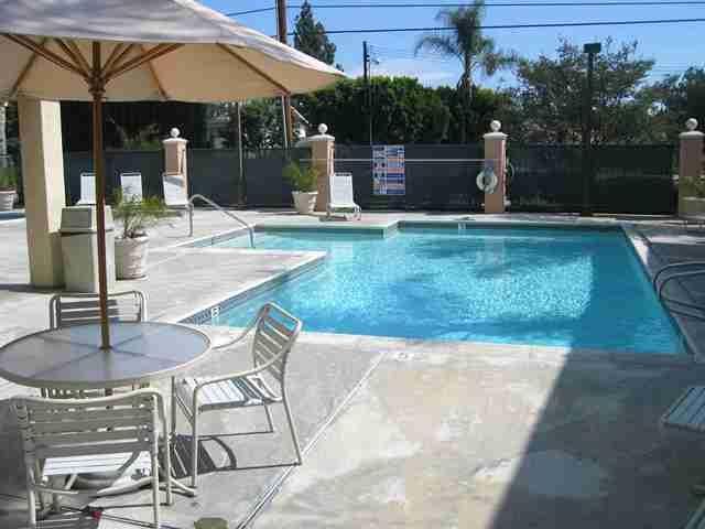 1313 W  Memory Ln   #a82df52be, Santa Ana, CA 92706