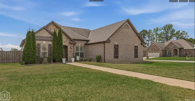 1013 Mark Cir, Jonesboro, AR 72404