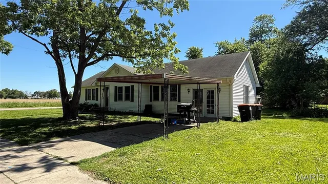 410 N  Cypress St, Advance, MO 63730