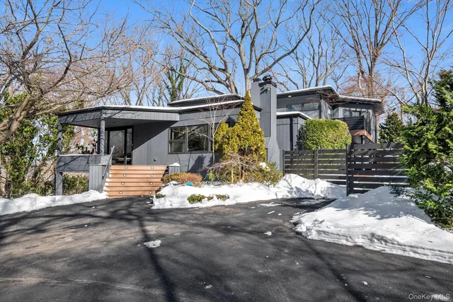36 Cedar Lane, Sands Pt, NY 11050
