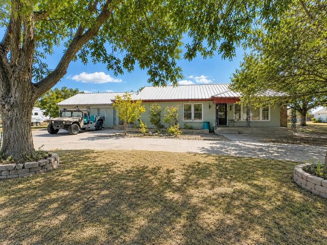 1 Avenue K E, Haskell, TX 79521
