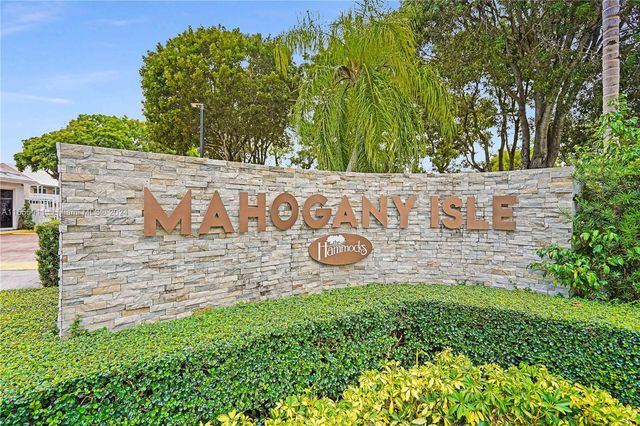 10521 Mahogany Key Cir #207, Miami, FL 33196