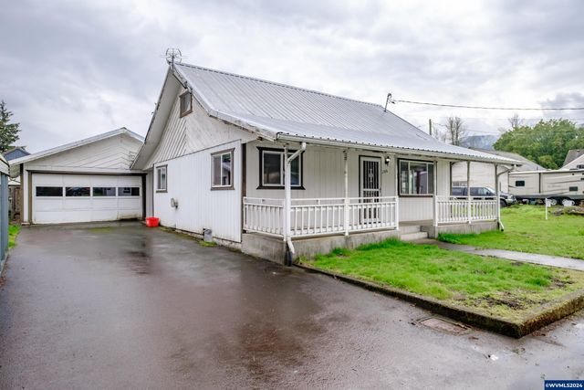 286 9th St, Lyons, OR 97358