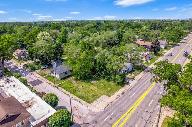 719 E  Apple Ave, Muskegon, MI 49442