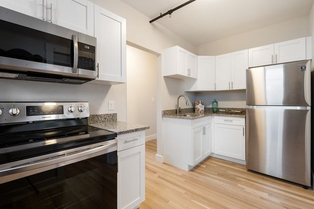 41 Butler Rd #1R, Quincy, MA 02169