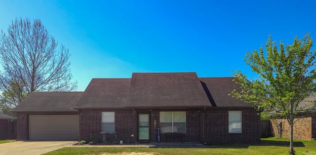 14 Preston Ln, Vilonia, AR 72173