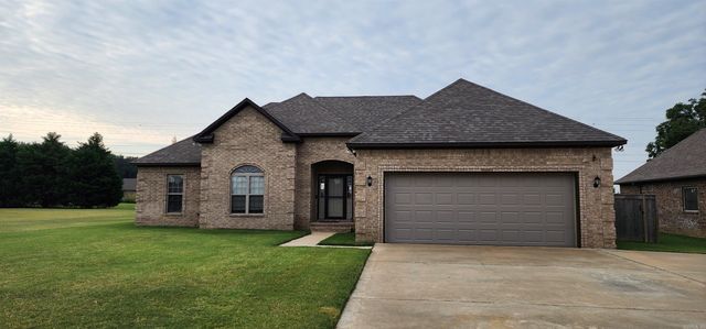 1721 Quail Run Dr, Wynne, AR 72396