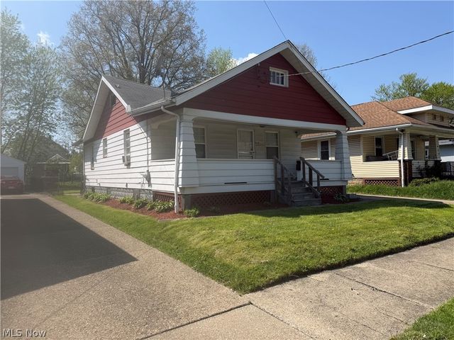 824 Merton Ave, Akron, OH 44306