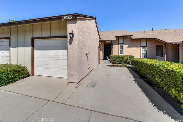 1127 Stone Pine Ln #D, Corona, CA 92879