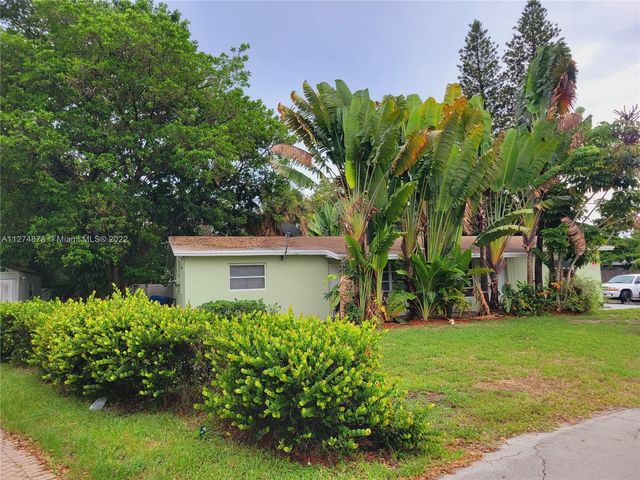 2500-2504 NW 9th Ln #1-2, Fort Lauderdale, FL 33311