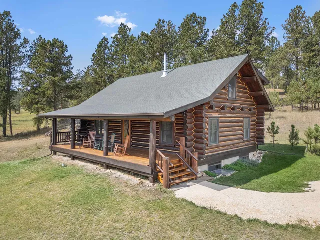 11824 Diamond Rd, Custer, SD 57730
