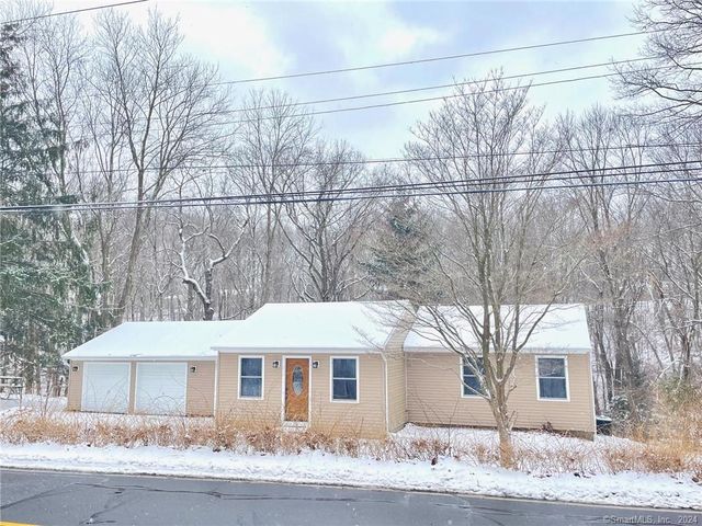 691 Booth Hill Rd, Trumbull, CT 06611