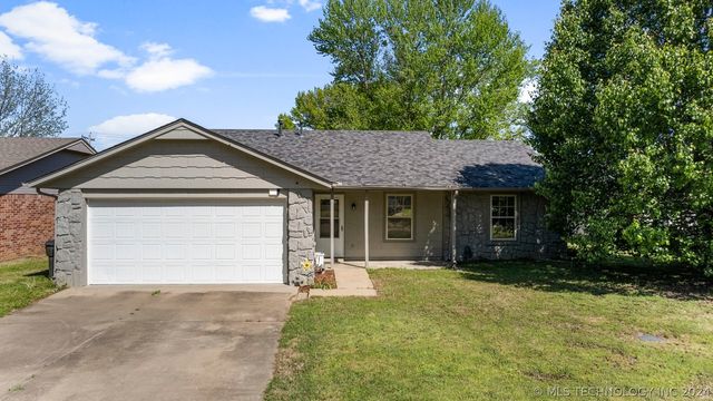 1304 W  Doris St, Claremore, OK 74017