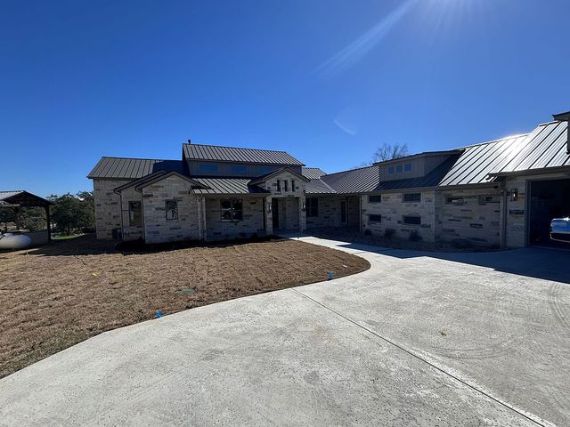 1011 Moss Downs Dr, Marble Falls, TX 78654