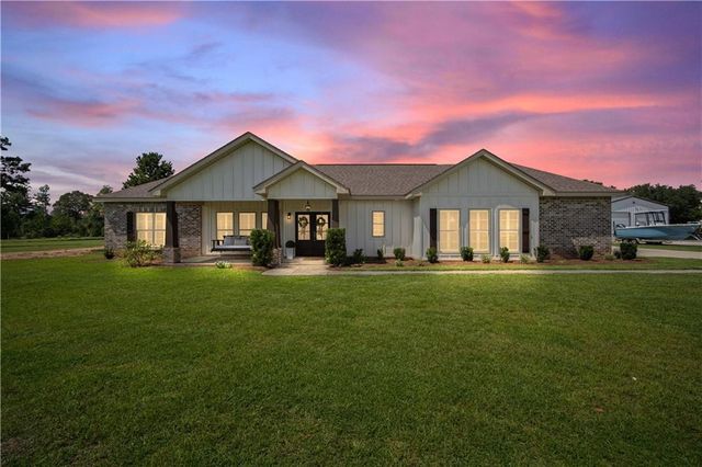 3336 Deer Crest Dr, Mobile, AL 36695