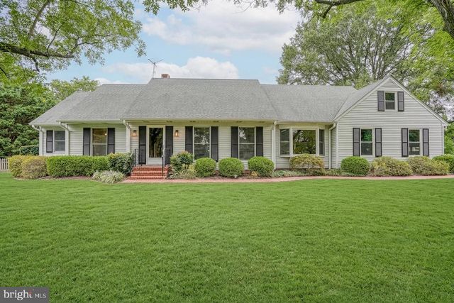 7712 Waterview Ln, Chestertown, MD 21620