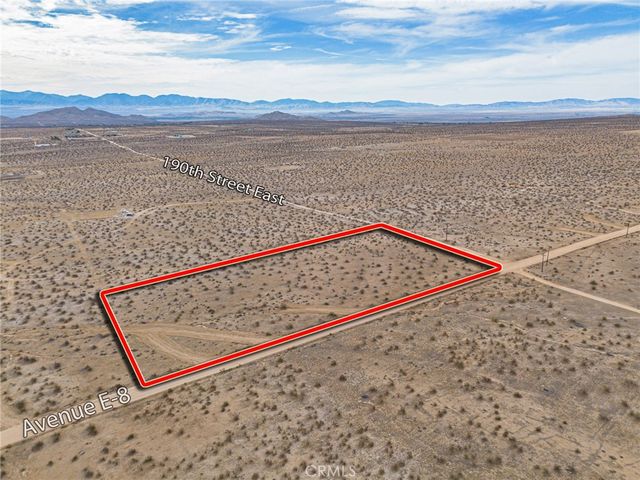 45000 190th St E #25, Lancaster, CA 93535