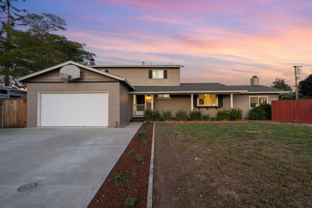 402 Kings Ct, Campbell, CA 95008