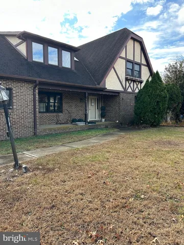 558 Hereford Ln, Mickleton, NJ 08056